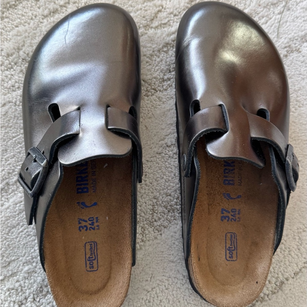 Birkenstock Boston clogs in metallic leather